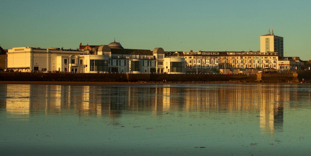 13 Shimmering south beach Bridlington - ja
